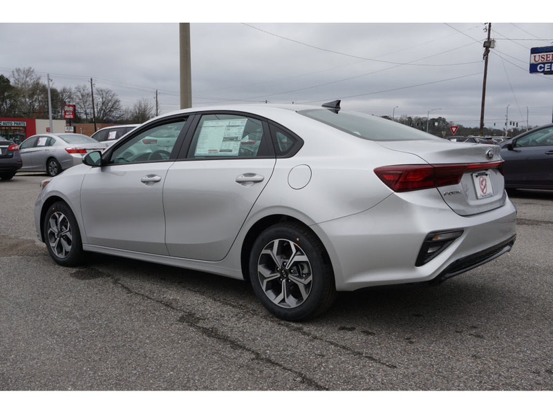 New 2019 Kia Forte LX IVT 4 Dr Sedan in Tuscaloosa #K5214 | Julio Jones Kia