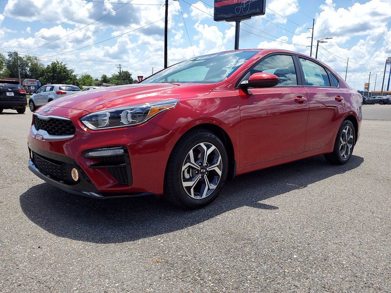 New 2020 Kia Forte LXS Front Wheel Drive 4 Dr Sedan