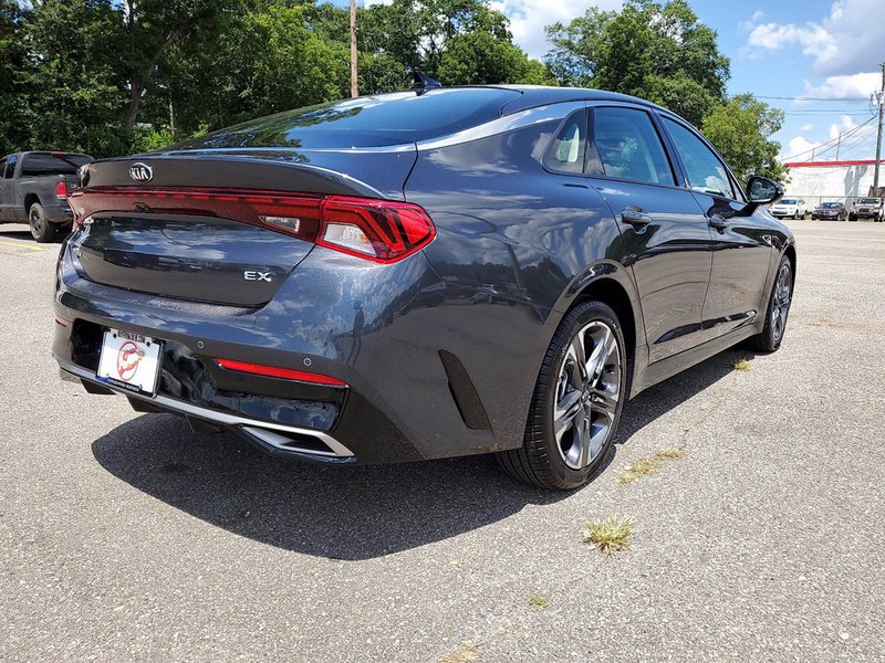 New 2021 Kia K5 EX Front Wheel Drive 4 Dr Sedan